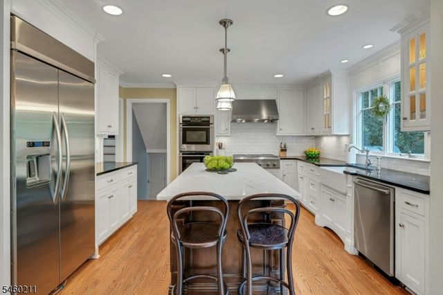 260 Ashland Rd, Summit City, NJ 07901