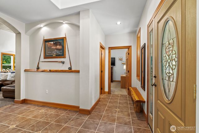 29220 42nd Avenue E, Graham, WA 98338