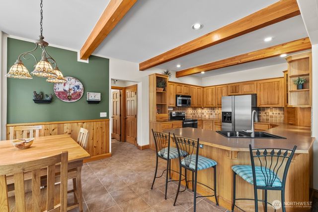 29220 42nd Avenue E, Graham, WA 98338