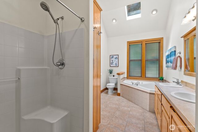 29220 42nd Avenue E, Graham, WA 98338