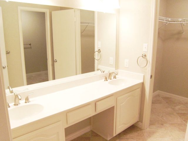 6909 Darton Drive, Plano, TX 75023