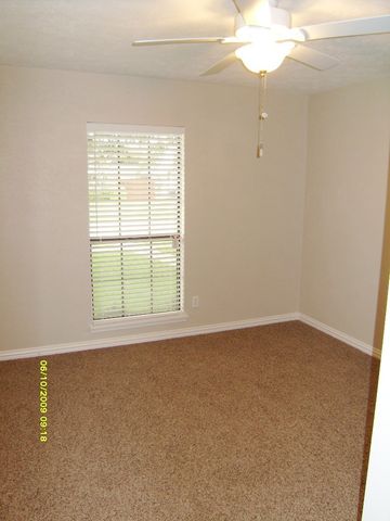 6909 Darton Drive, Plano, TX 75023