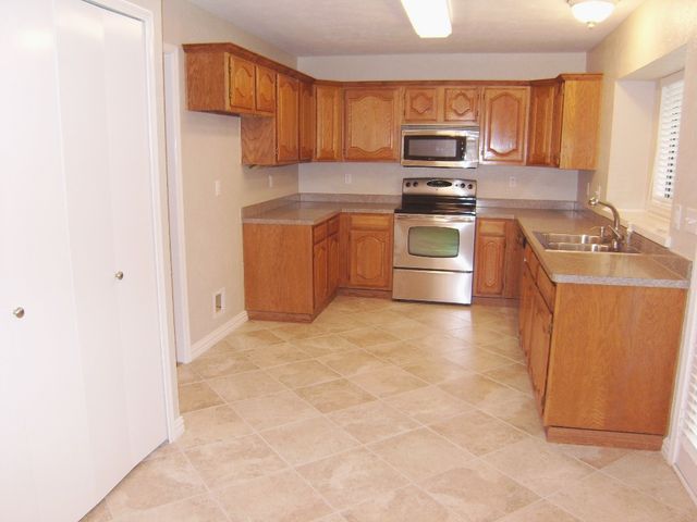 6909 Darton Drive, Plano, TX 75023