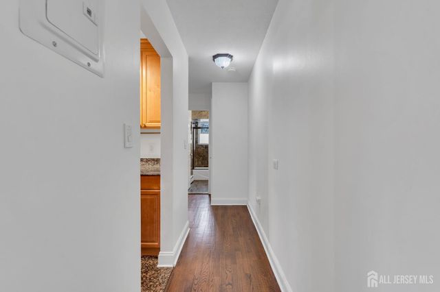 26 Windsor Terrace E, Freehold, NJ 07728