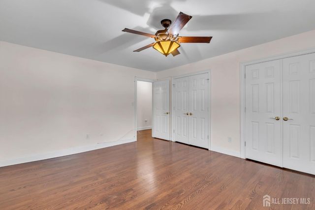 26 Windsor Terrace E, Freehold, NJ 07728