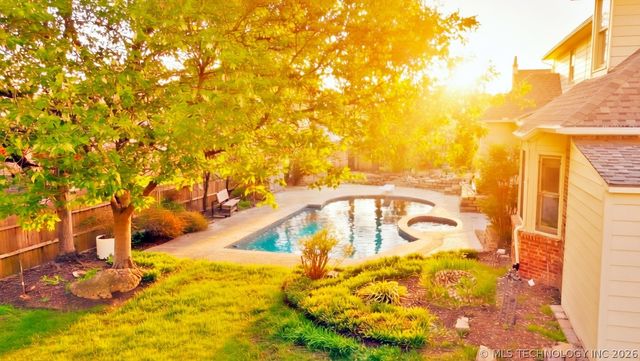 5524 E 106th Place S, Tulsa, OK 74137