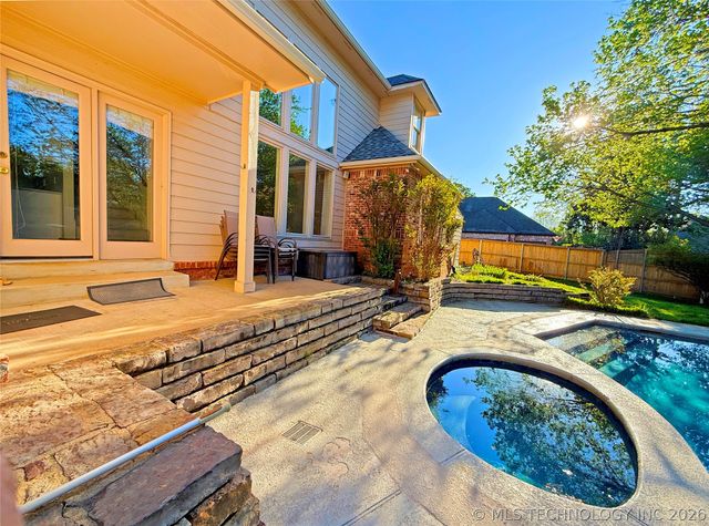 5524 E 106th Place S, Tulsa, OK 74137