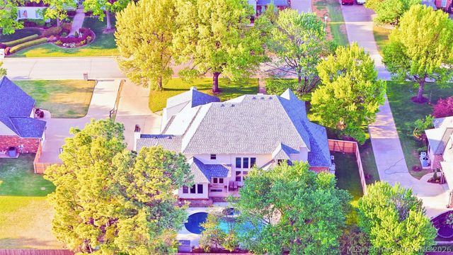 5524 E 106th Place S, Tulsa, OK 74137