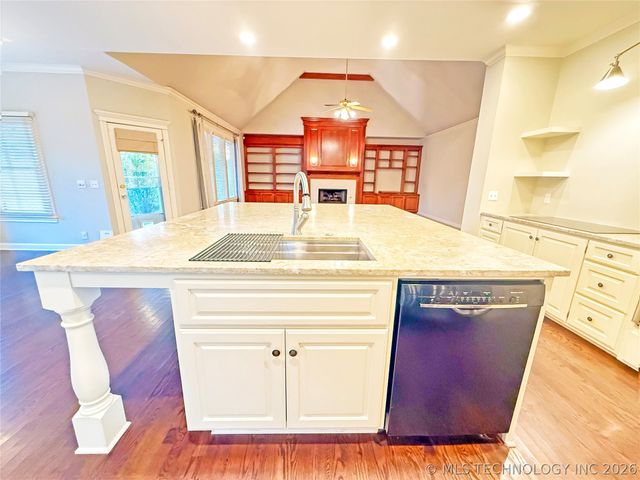 5524 E 106th Place S, Tulsa, OK 74137