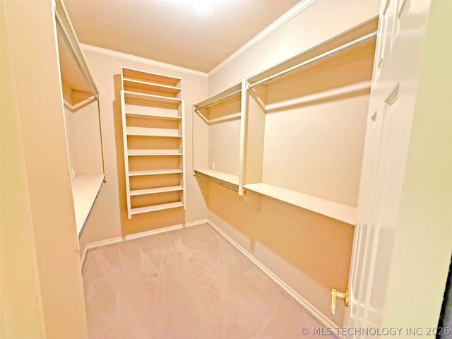 5524 E 106th Place S, Tulsa, OK 74137