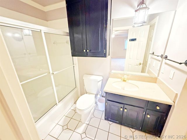 5524 E 106th Place S, Tulsa, OK 74137