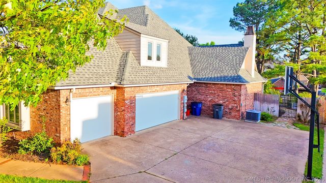 5524 E 106th Place S, Tulsa, OK 74137