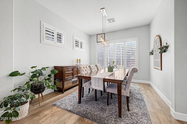 9037 W Quail Avenue, Peoria, AZ 85382