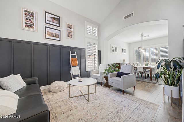 9037 W Quail Avenue, Peoria, AZ 85382