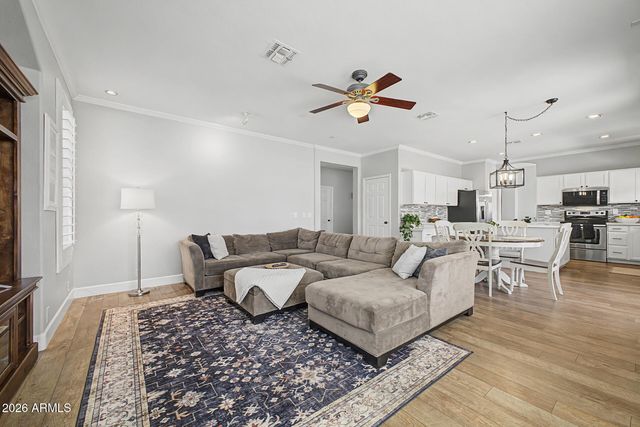 9037 W Quail Avenue, Peoria, AZ 85382