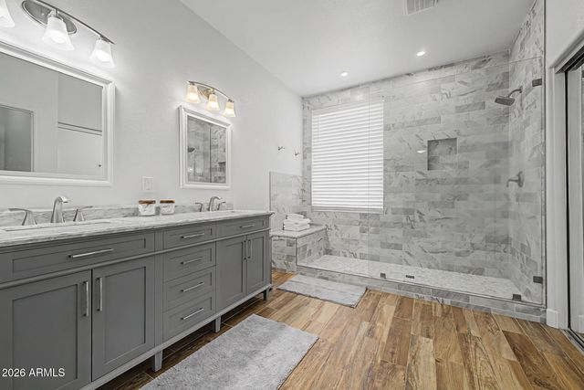 9037 W Quail Avenue, Peoria, AZ 85382