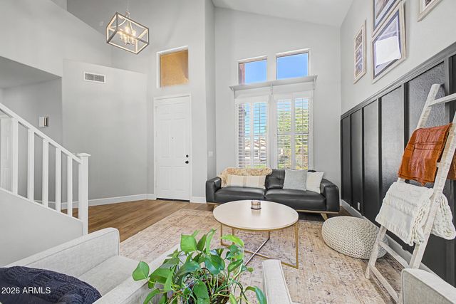 9037 W Quail Avenue, Peoria, AZ 85382