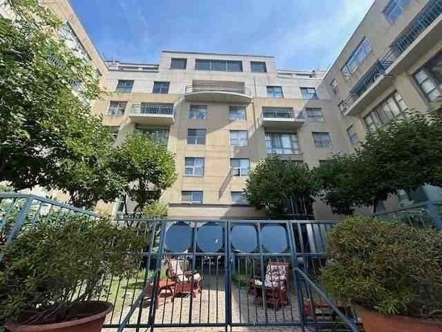 170 Gore St 208, Cambridge, MA 02141