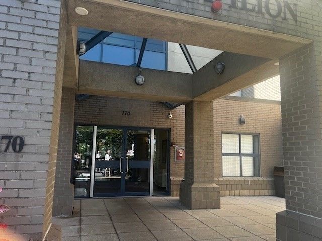 170 Gore St 208, Cambridge, MA 02141
