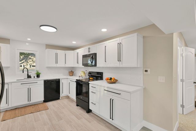 459 Lakeshore Drive E, Hebron, OH 43025