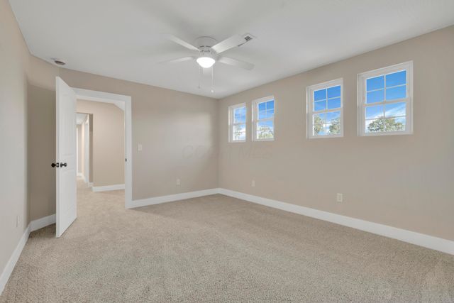 459 Lakeshore Drive E, Hebron, OH 43025