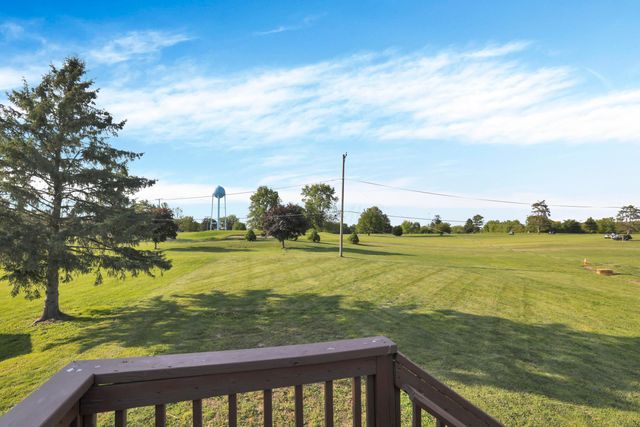 459 Lakeshore Drive E, Hebron, OH 43025