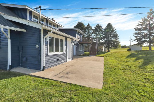 459 Lakeshore Drive E, Hebron, OH 43025