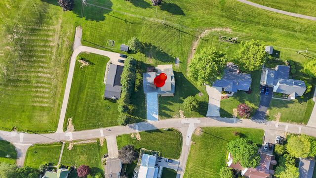 459 Lakeshore Drive E, Hebron, OH 43025