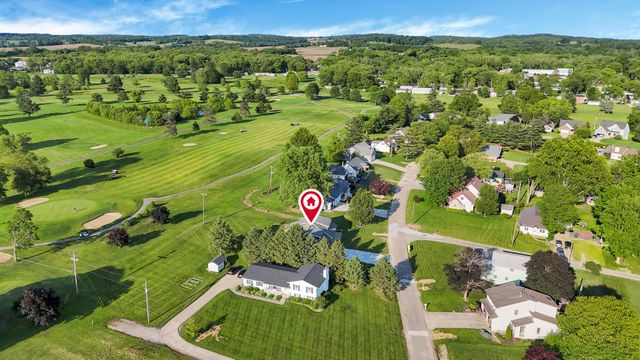 459 Lakeshore Drive E, Hebron, OH 43025