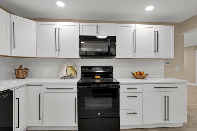 459 Lakeshore Drive E, Hebron, OH 43025