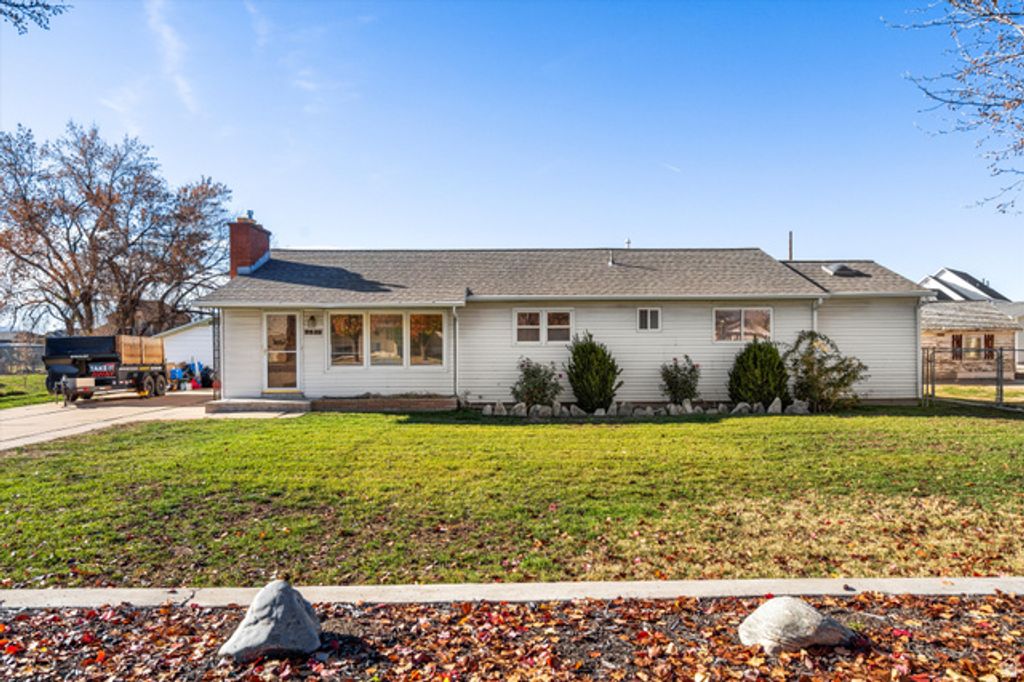 2232 S 1000 W, Syracuse, UT 84075