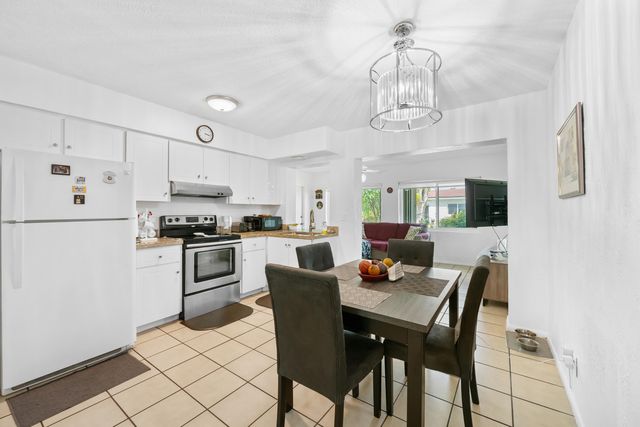7000 NW 95TH Terrace, Tamarac, FL 33321