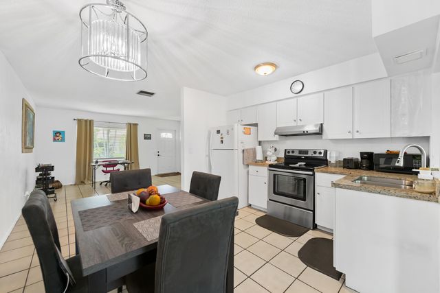 7000 NW 95TH Terrace, Tamarac, FL 33321