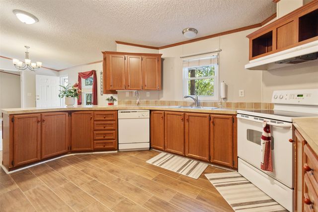 234 W Acres Road, Mabank, TX 75156