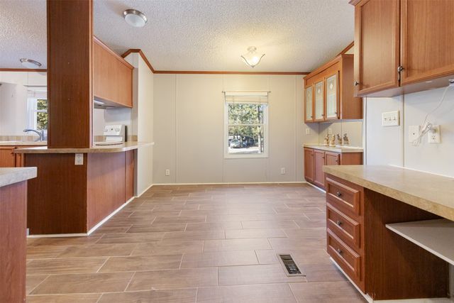 234 W Acres Road, Mabank, TX 75156