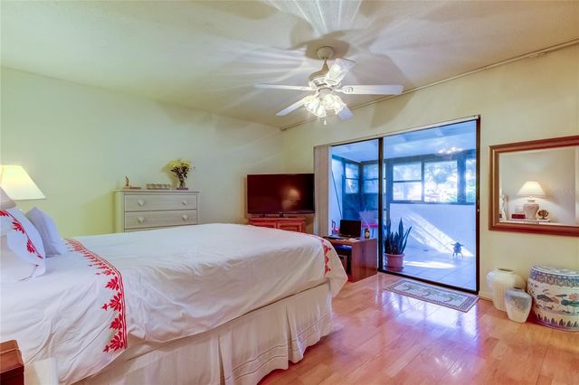 9537 86TH AVENUE 9537, Seminole, FL 33777