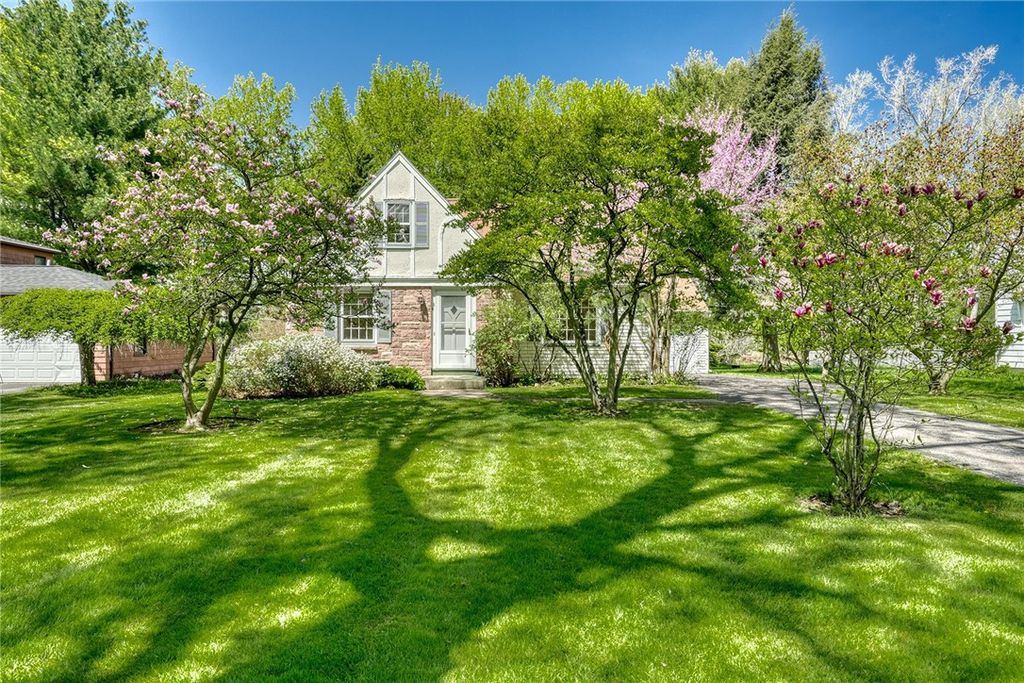 26 Southland Drive, Brighton, NY 14623