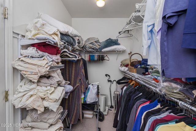 4 Portchester Drive, Jackson, NJ 08527