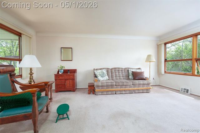 29225 Grove Street, Livonia, MI 48154