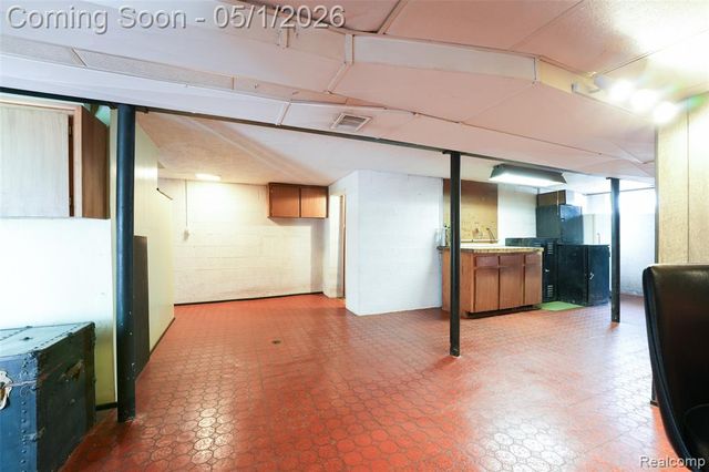 29225 Grove Street, Livonia, MI 48154