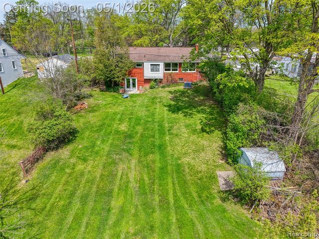 29225 Grove Street, Livonia, MI 48154