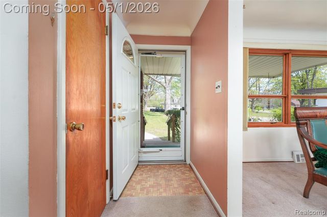 29225 Grove Street, Livonia, MI 48154