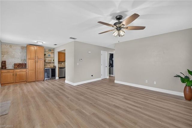 3656 Suntrust DR, Fort Myers, FL 33916