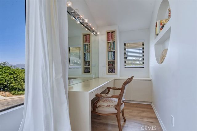 4237 Ellenita, Tarzana, CA 91356