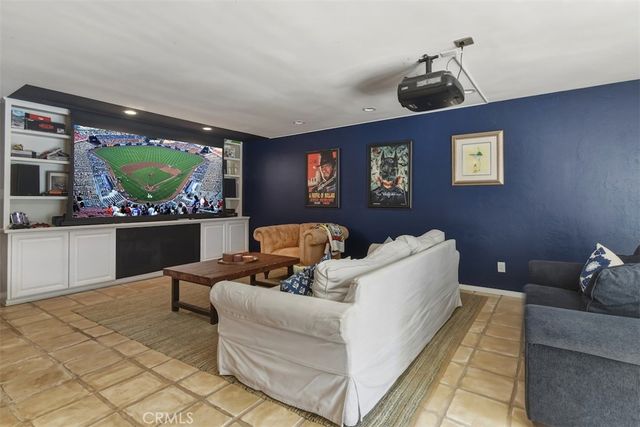 4237 Ellenita, Tarzana, CA 91356