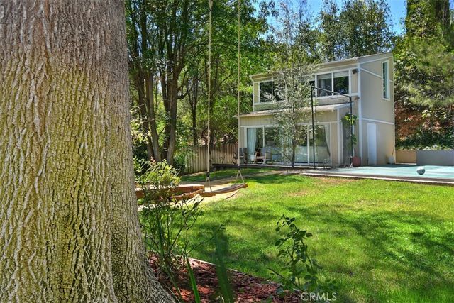 4237 Ellenita, Tarzana, CA 91356