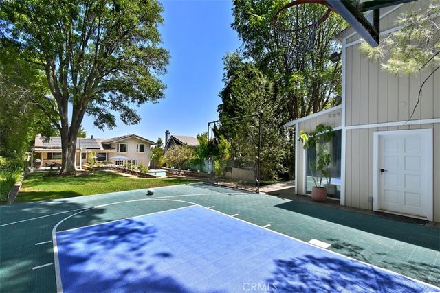 4237 Ellenita, Tarzana, CA 91356