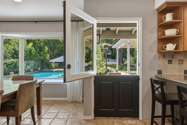 4237 Ellenita, Tarzana, CA 91356