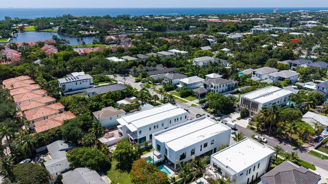 723 Lake Avenue N, Delray Beach, FL 33483