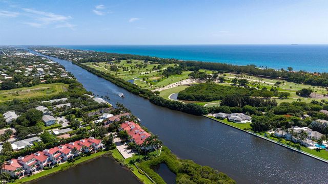 723 Lake Avenue N, Delray Beach, FL 33483
